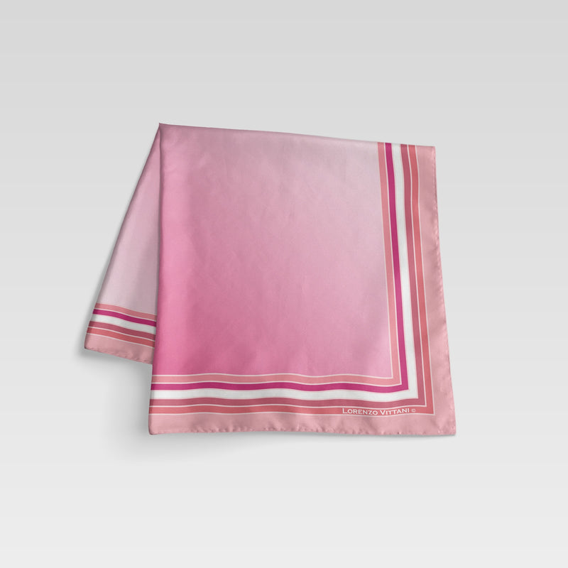 Quinn, Carnation/White